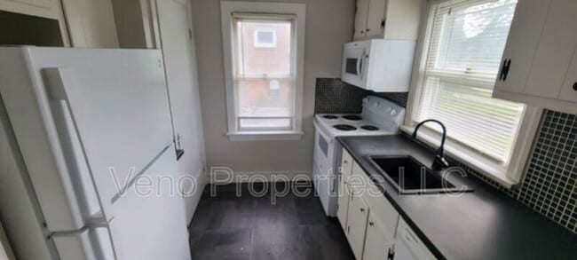 Photo - 186 Winthrop Ave