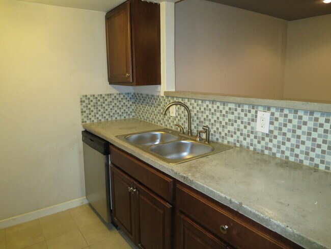 Photo - 205-W Eden at Avondale Apartamento Unidad 205-W