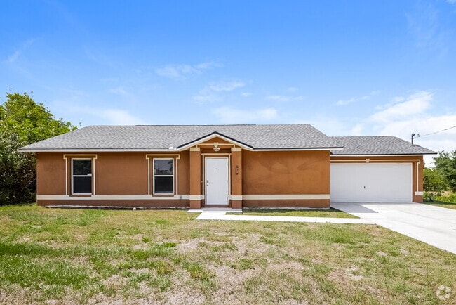 Building Photo - 577 Pierre Cir Rental
