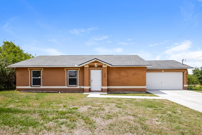 Building Photo - 577 Pierre Cir Rental