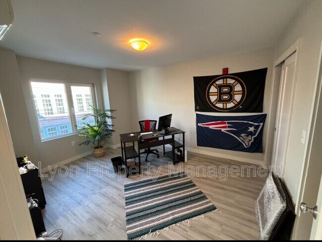 Photo - 61 Pine St Unit 11