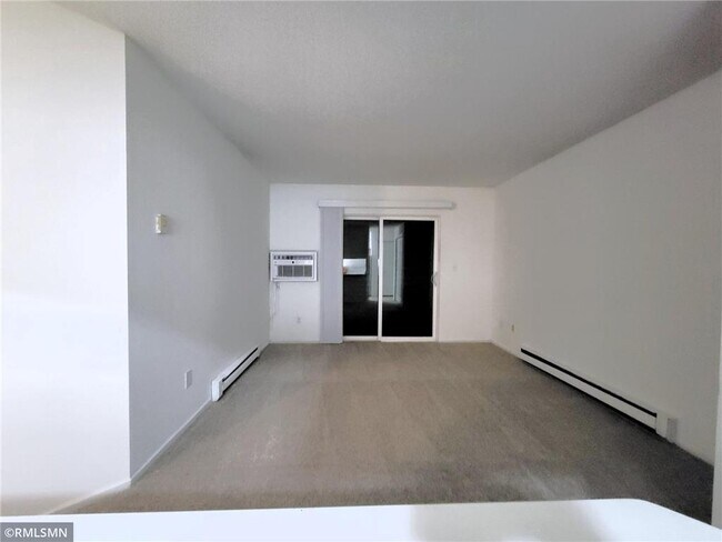 Photo - 530 Spring St