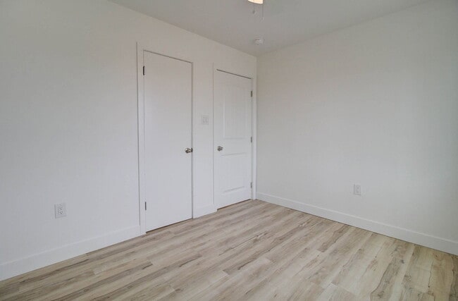 Photo - 2539 N 39th Ave