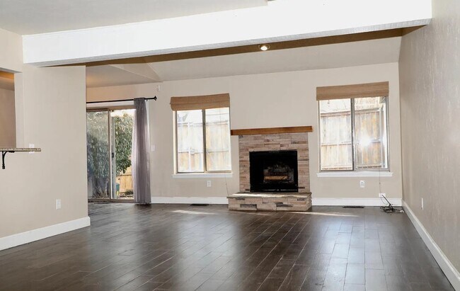 Photo - 5805 Hefner Village Ct