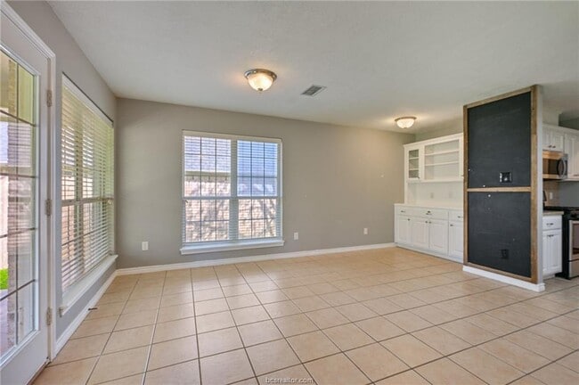 4406 Colony Chase Dr