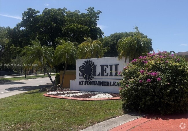 Building Photo - 9731 Fontainebleau Blvd Unit F104 Rental