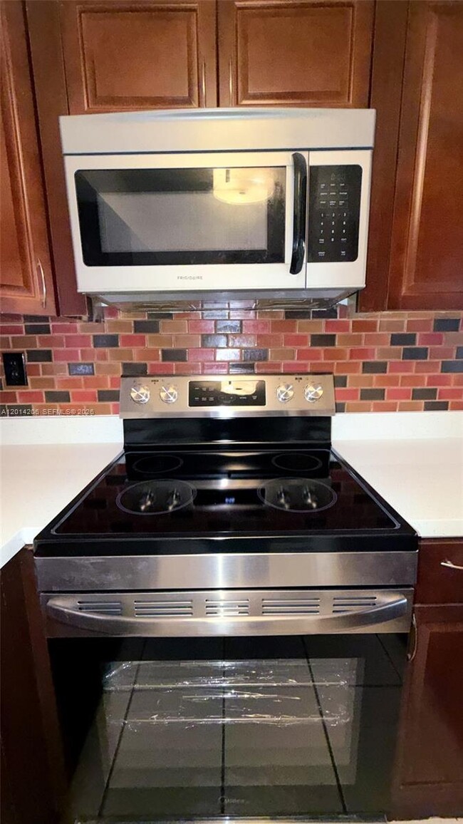 Photo - 14910 SW 82nd Terrace Unit 15-103
