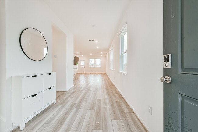 Photo - 1919 Quiet Gdn Ln