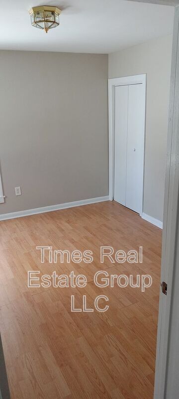 19 W Main St Unidad 2nd Floor Rear