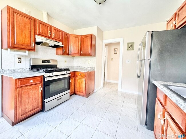 60 Westfield Ave