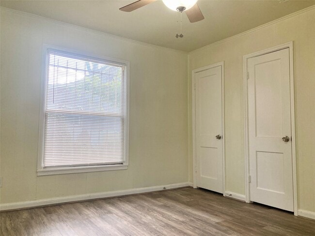 Building Photo - 7125 Goforth St