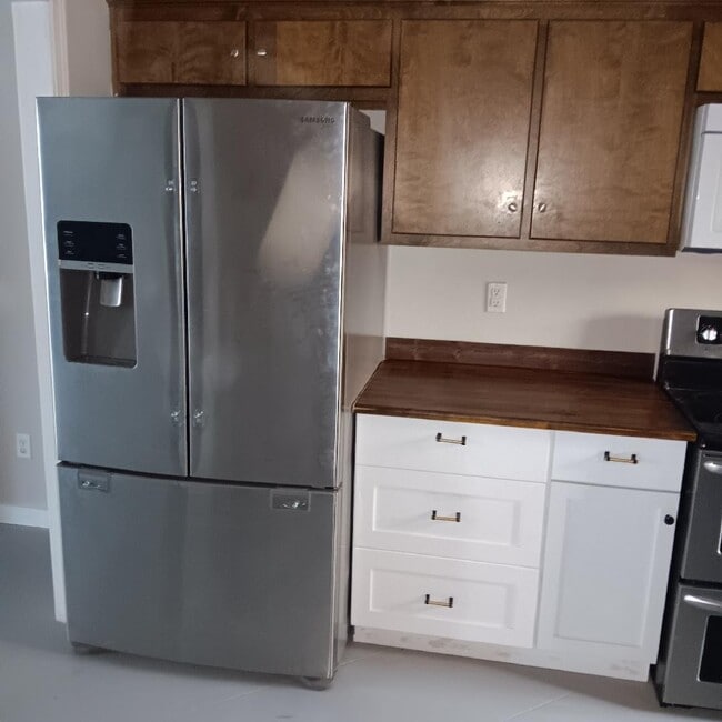 Photo - 120 Sharon Oakley Dr Unit 120