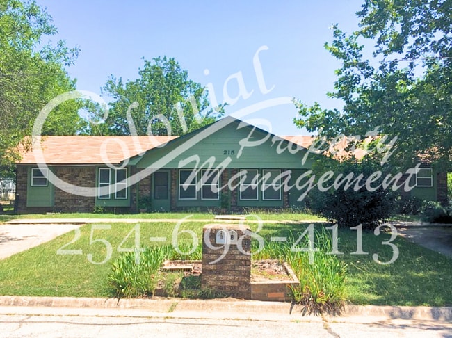 Photo - 215 E Robin Ln Unidad A