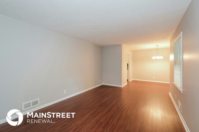 Photo - 1369 White Oak St SE
