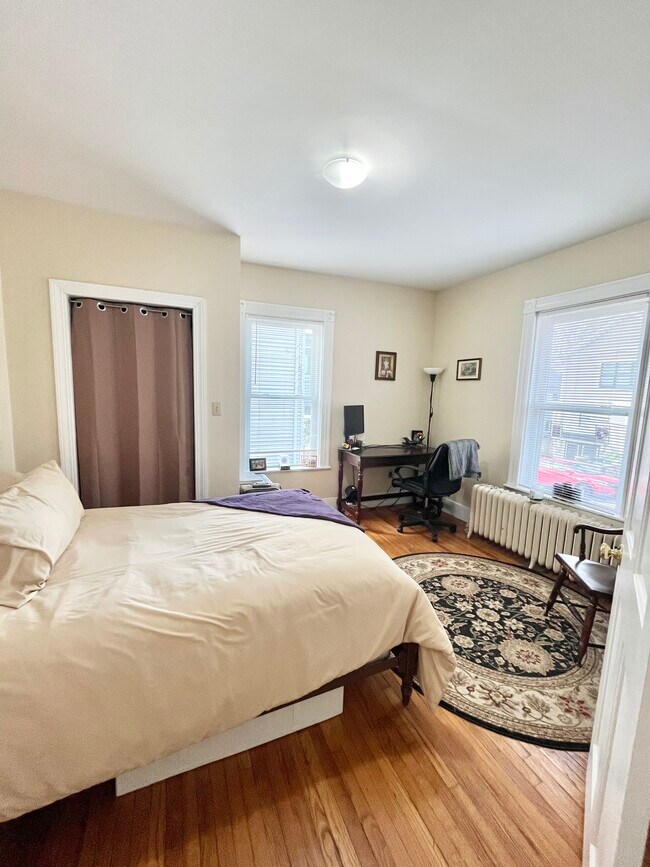 Photo - 45 Falkland St Unit 1