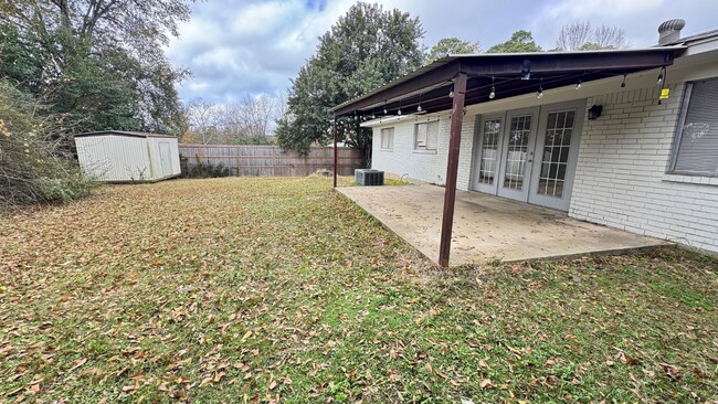 Photo - 123 Roxanna Dr