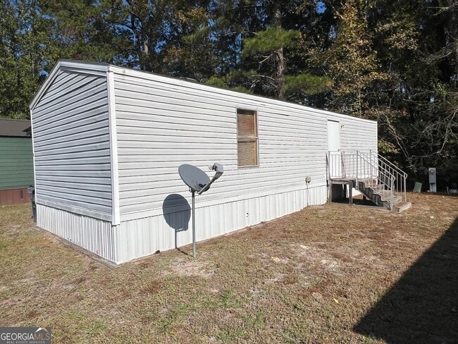 Photo - 727 W 3rd St