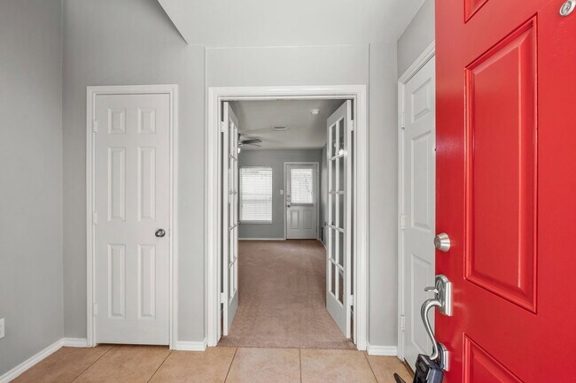 Photo - 5314 Schuler St