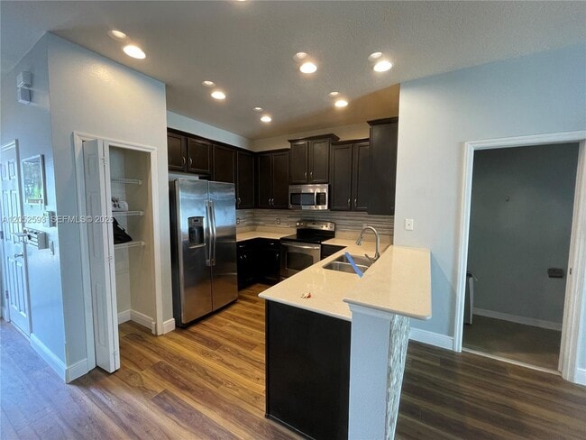Photo - 9038 Shepton St