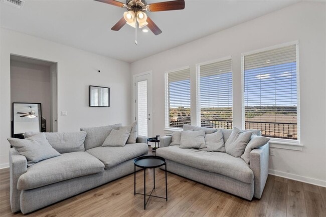 Photo - 308 Barton Run Dr