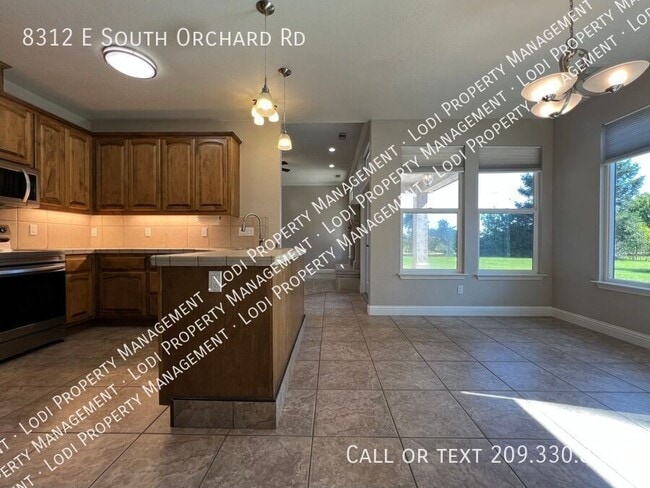 Photo - 8312 E Orchard Rd