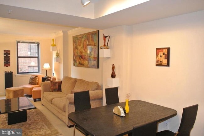 Photo - 616 E St NW Unit 447