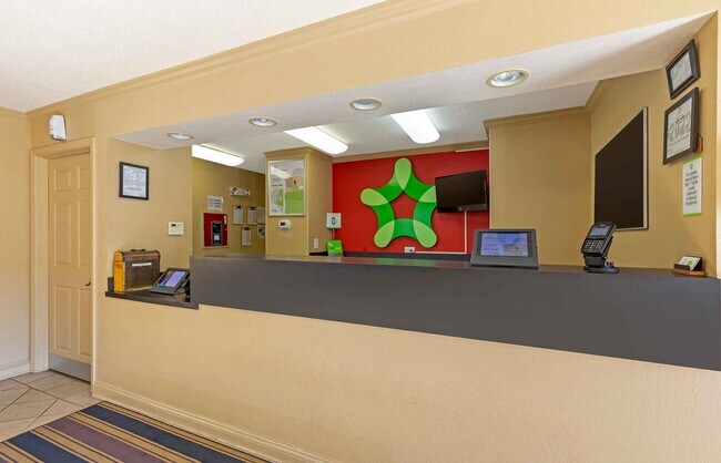 Photo - Furnished Studio-Washington, D.C. - Falls ...
