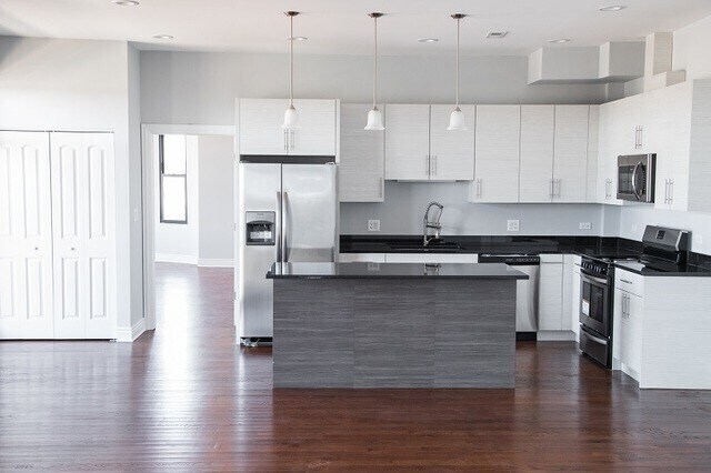 Photo - 2515 W Lawrence Ave Unidad 002E