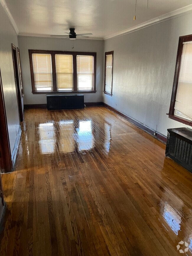 Building Photo - 10422 S Calhoun Ave Rental