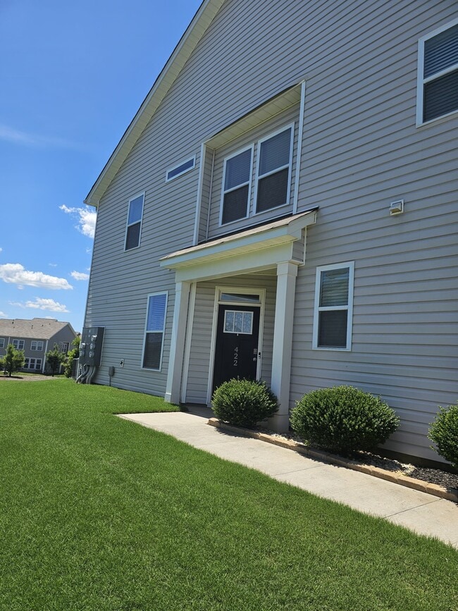Photo - 422 Yellow Fox Rd