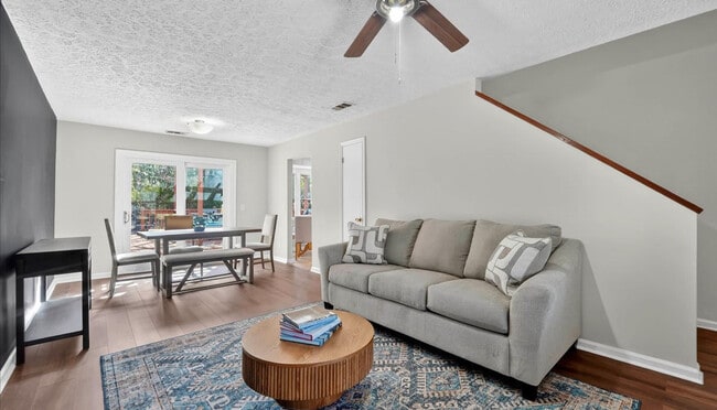 Photo - 123 Turnbuckle Ct Unit ID1438533P