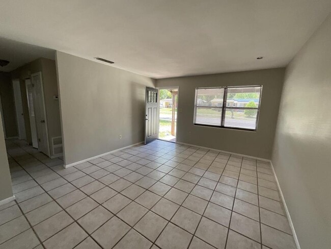 Photo - 4526 Balboa Dr