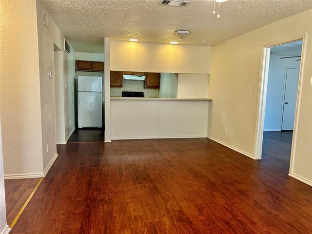 Photo - 409 Crestline Dr