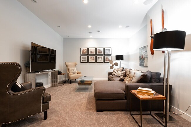 2329-2353 53 Ave SW Unit SI ID1634054P