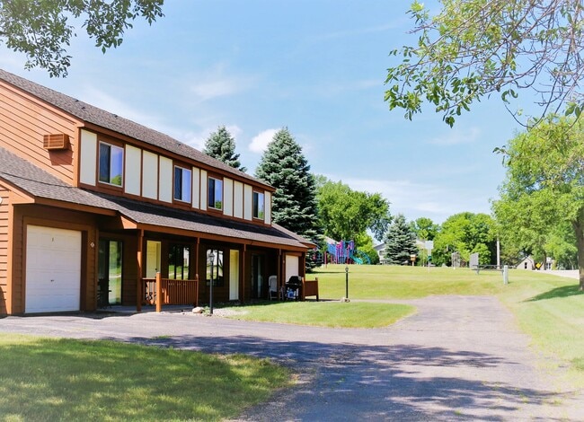 1100 Mont Croix Dr