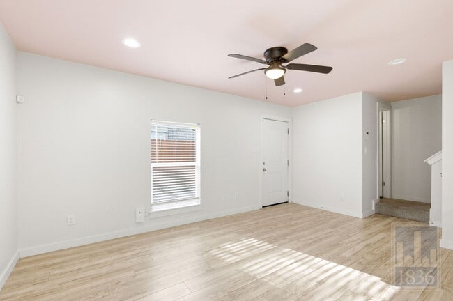 Photo - 1308 Southport Dr Unidad Apartment D