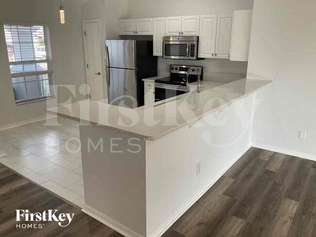 1319 NW 13th Ave