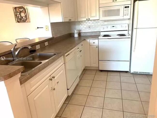 Photo - 17150 N Bay Rd Unit 2412