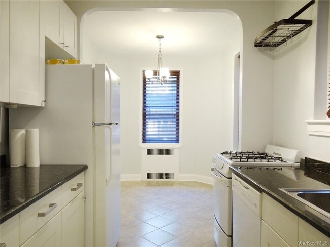 Photo - 88-12 Elmhurst Ave Unit #1J