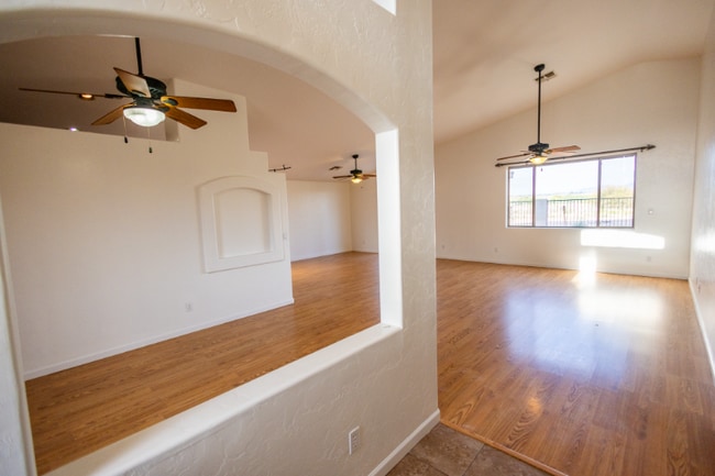 Photo - 8546 N Sayante Way