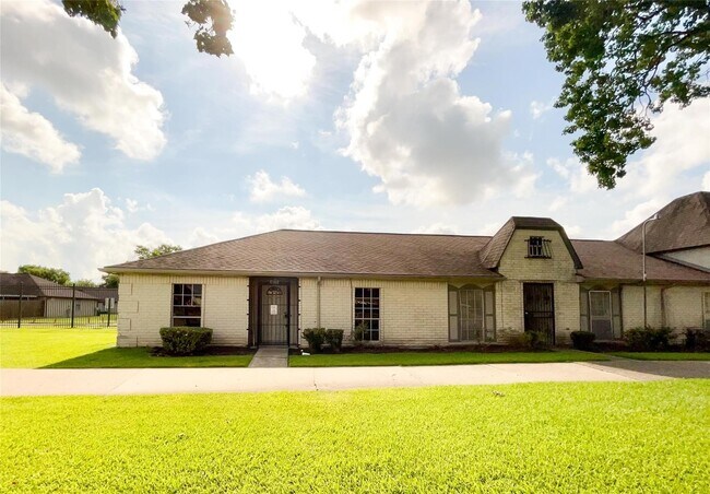 Building Photo - 7301 Cook Rd Rental