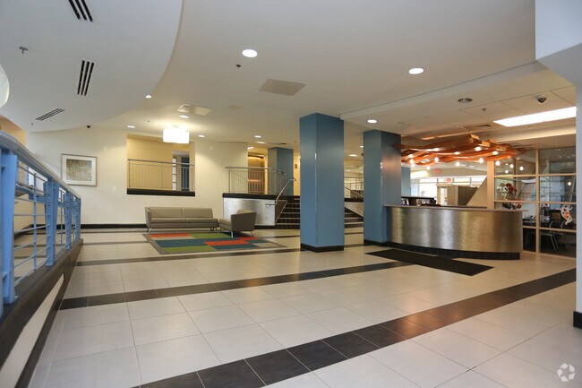 Edgewood Commons 601