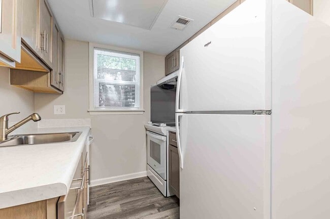Arna Marbella - Kitchen - Studio