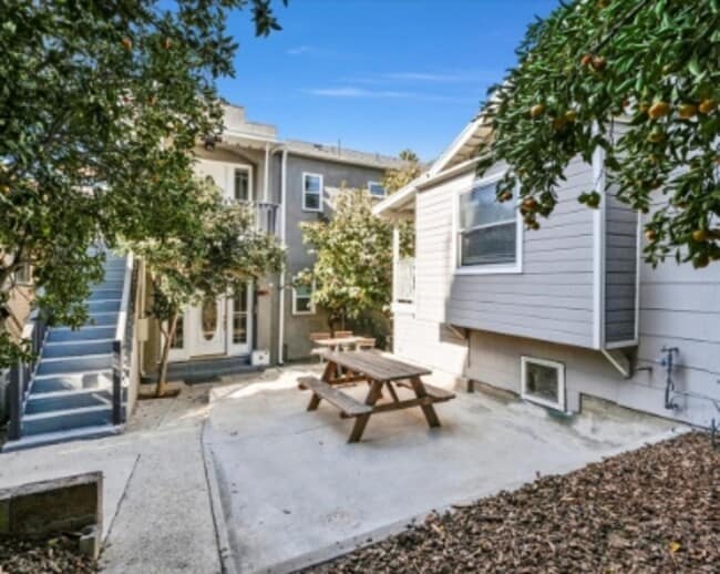 Photo - 743 3/4 Occidental Blvd