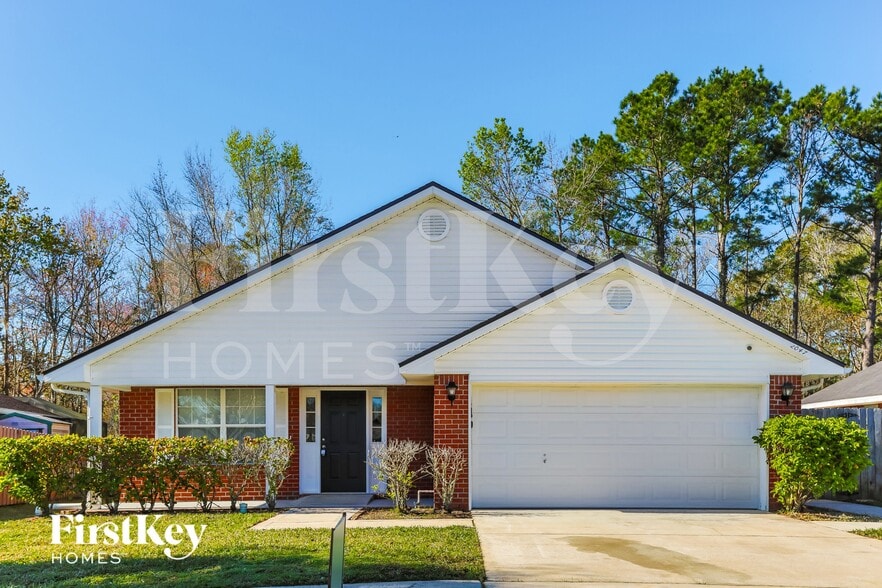 2047 Eclipse Dr