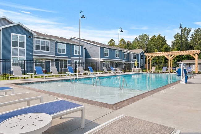 The Blake at Fox River - The Blake at Fox River Apartments