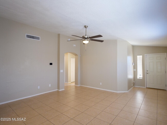 Photo - 1672 W Wood Crest Ct