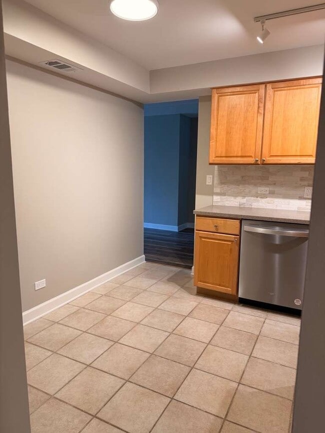 Photo - 2066 St Johns Ave