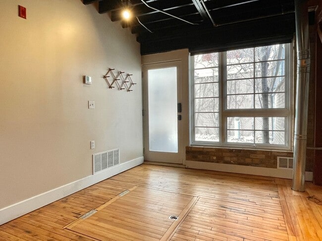 Photo - Urban Condo at The Pierpont Lofts!