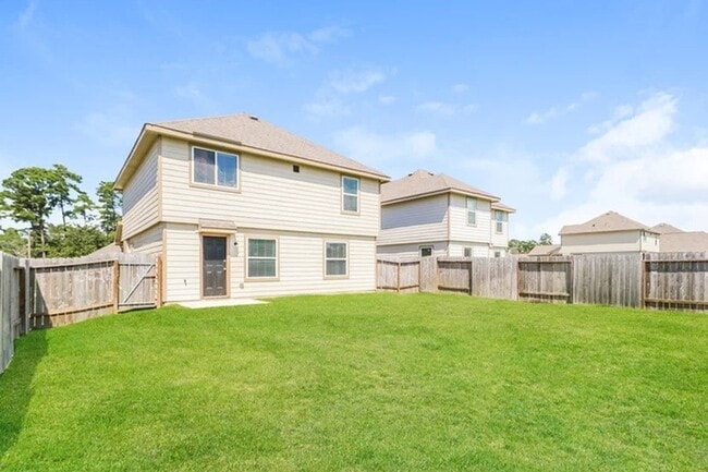 Photo - 303 Blue Crane St